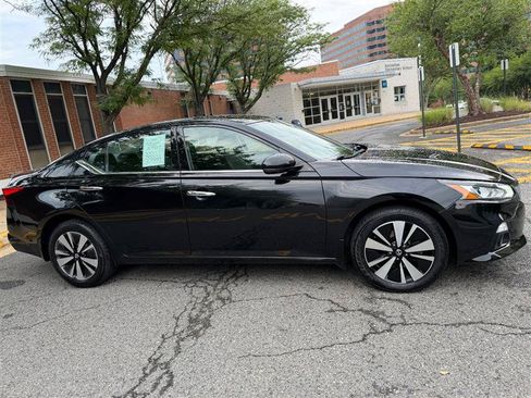 Used 2019 Nissan Altima 2.5 SV AWD/4WD image 5