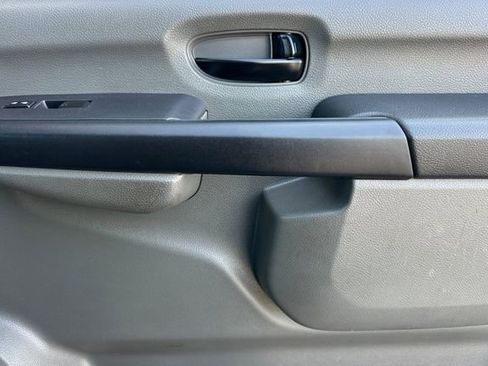 Used 2019 Nissan NV 3500 SL RWD image 21