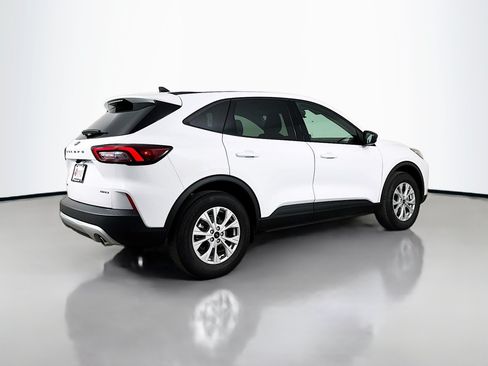 Used 2025 Ford Escape Active AWD/4WD image 7