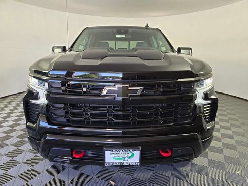 New 2026 Chevrolet Silverado 1500 LT Trail Boss w/ Convenience Package II AWD/4WD image 2