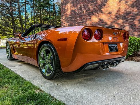 Used 2008 Chevrolet Corvette Convertible w/ Preferred Equipment Group image 27