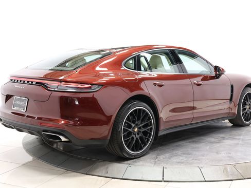 Used 2022 Porsche Panamera image 69