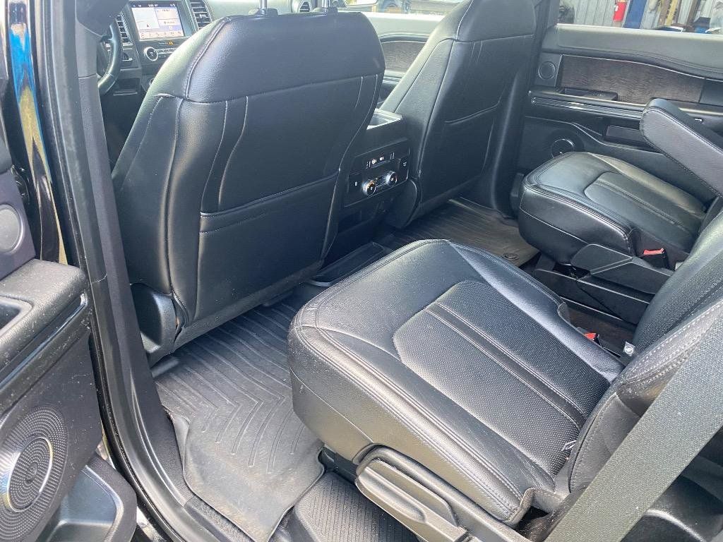 Used 2019 Ford Expedition Limited RWD image 16