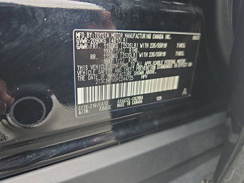 Used 2023 Toyota RAV4 XLE Premium image 37