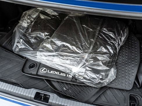 Used 2023 Lexus IS 350 F Sport image 41