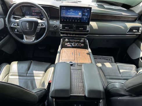 Used 2024 Lincoln Navigator Black Label AWD/4WD image 19