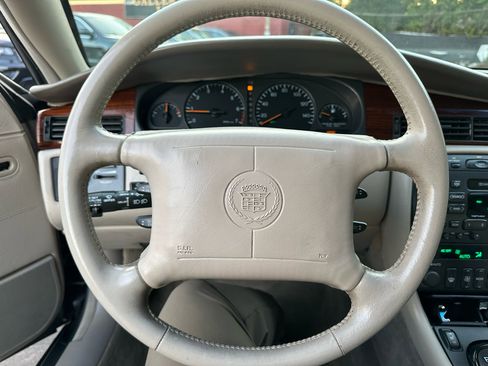 Used 1999 Cadillac Eldorado w/ Comfort/Convenience Pkg image 24