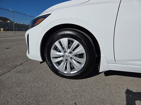 New 2025 Nissan Sentra S image 38