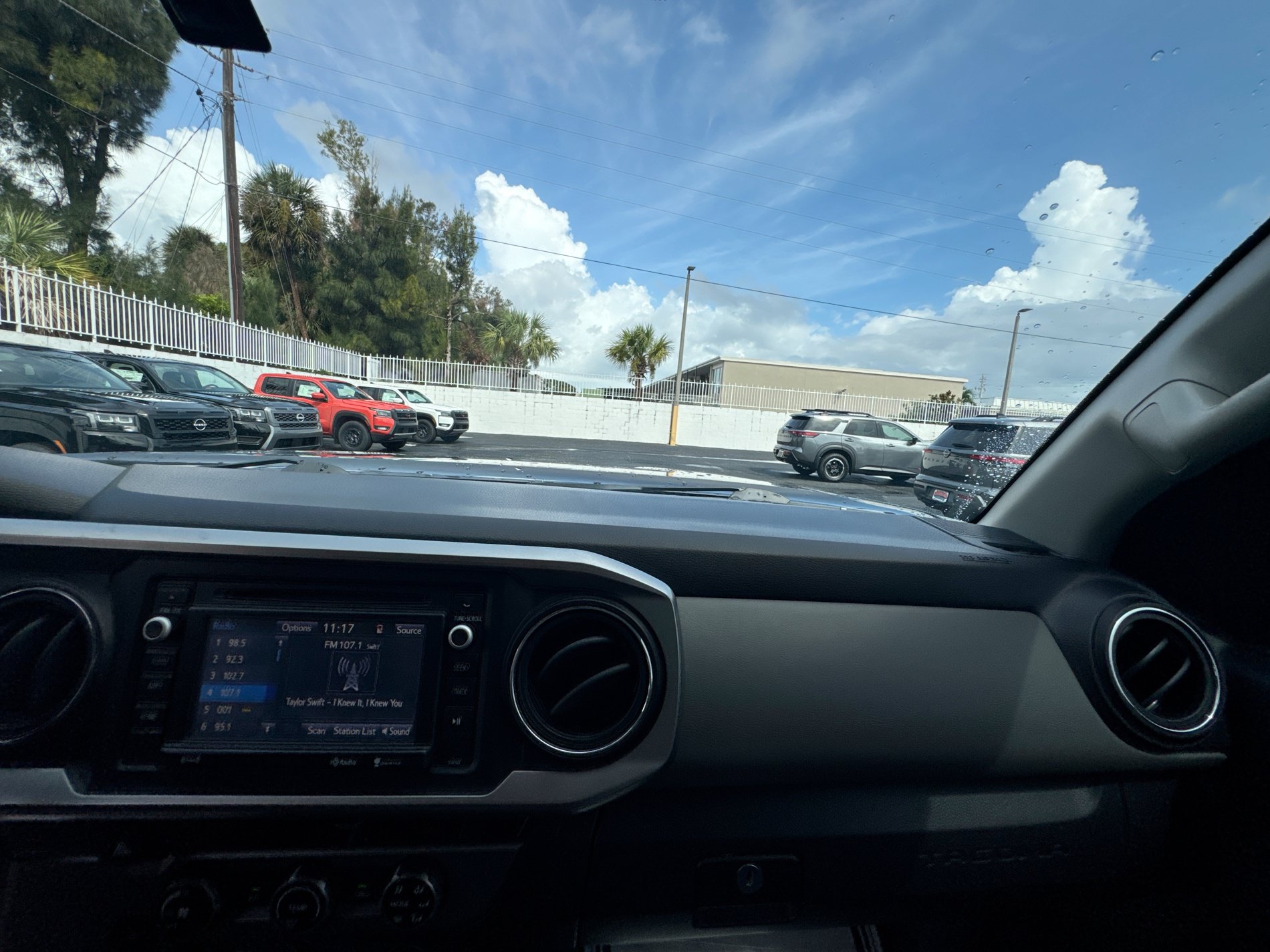 Used 2016 Toyota Tacoma SR5 RWD image 17