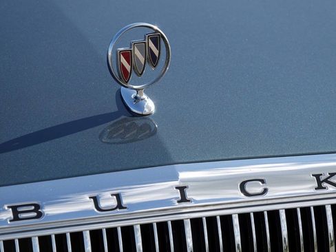 Used 1993 Buick Park Avenue Ultra FWD image 44