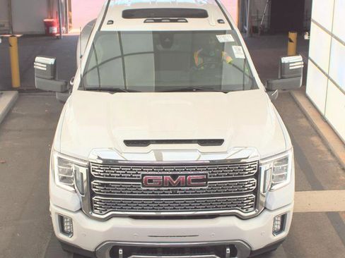 Used 2020 GMC Sierra 3500 Denali w/ Denali Ultimate Package AWD/4WD image 2