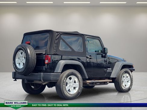Used 2015 Jeep Wrangler Sport w/ Quick Order Package 24S AWD/4WD image 4