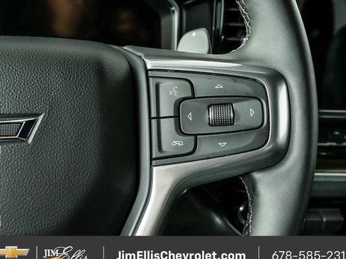 Used 2026 Chevrolet Silverado 1500 LT Trail Boss w/ LT Trail Boss Premium Package AWD/4WD image 12
