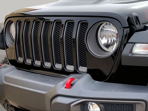 Used 2021 Jeep Wrangler Unlimited Rubicon AWD/4WD image 44