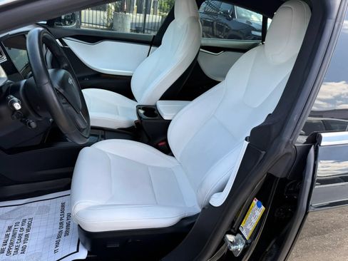 Used 2020 Tesla Model S Long Range AWD/4WD image 3