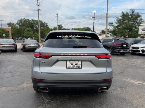 Used 2020 Porsche Cayenne AWD/4WD image 6