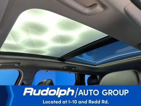 Used 2023 Hyundai Santa Fe SEL w/ Premium Package image 28