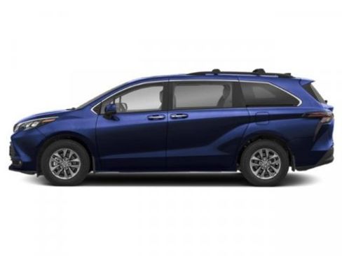 New 2026 Toyota Sienna XLE FWD image 3
