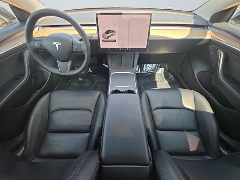 Used 2021 Tesla Model 3 Standard Range Plus RWD image 11