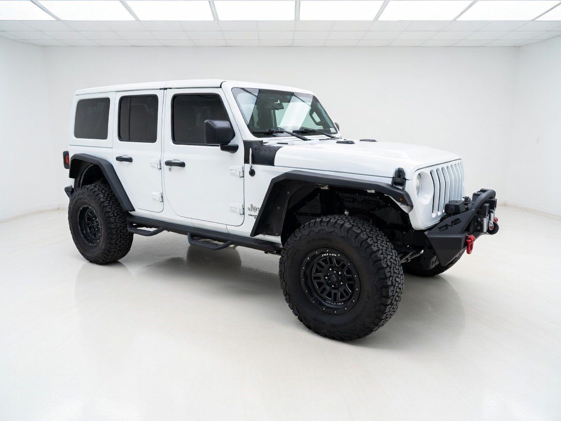 Used 2018 Jeep Wrangler Unlimited Sport S AWD/4WD image 3