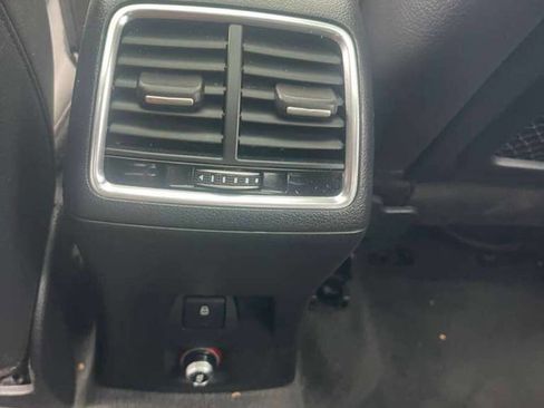 Used 2016 Audi Q3 2.0T Premium Plus image 17