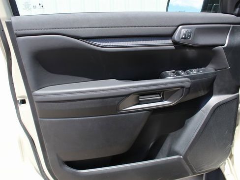 Used 2025 Ford Ranger Raptor image 7