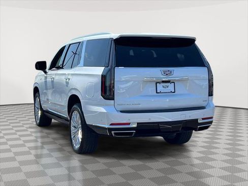 Used 2025 Cadillac Escalade Premium Luxury w/ Touring Package AWD/4WD image 5