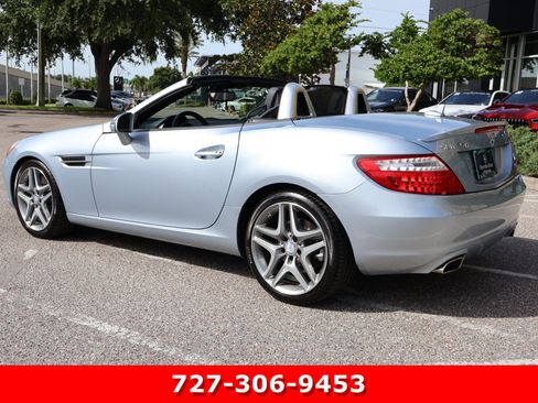 Used 2013 Mercedes-Benz SLK 350 image 7
