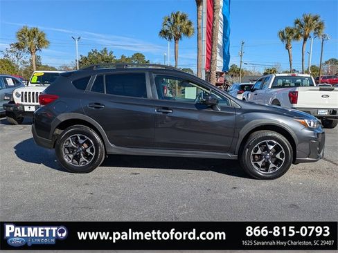 Used 2019 Subaru Crosstrek 2.0i Premium image 3