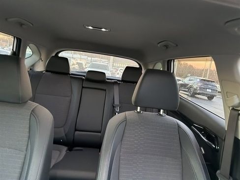 Used 2023 Kia Seltos S image 11