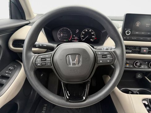 Certified 2023 Honda HR-V LX image 11