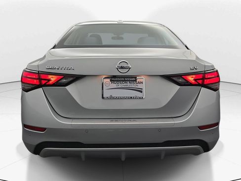 Used 2021 Nissan Sentra SV FWD image 7
