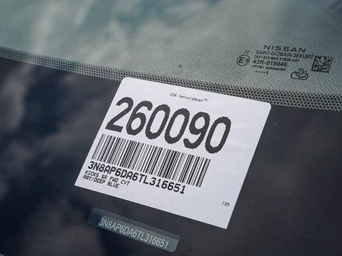 New 2026 Nissan Kicks SR image 30