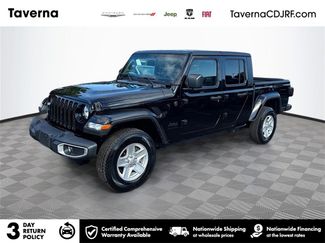 Used 2023 Jeep Gladiator Sport video 1