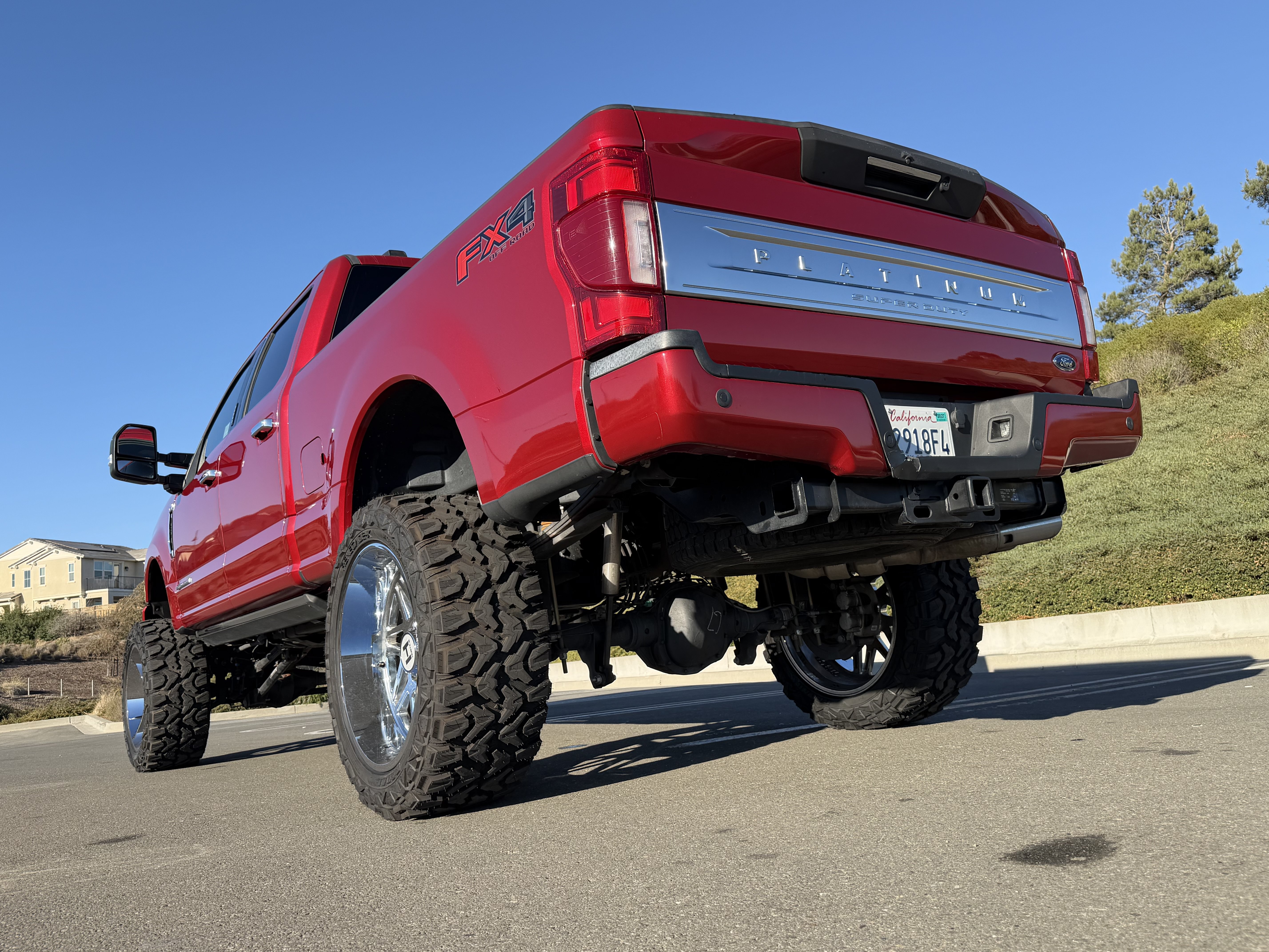Used 2020 Ford F250 Platinum w/ FX4 Off-Road Package AWD/4WD image 12
