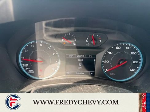 Used 2018 Chevrolet Equinox LT image 9