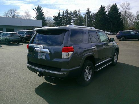 Used 2011 Toyota 4Runner SR5 image 5