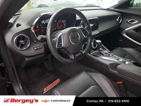 Used 2022 Chevrolet Camaro SS RWD image 13
