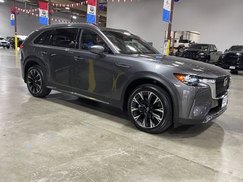 Used 2025 MAZDA CX-90 Plug-In Hybrid w/ Premium Plus AWD/4WD image 7