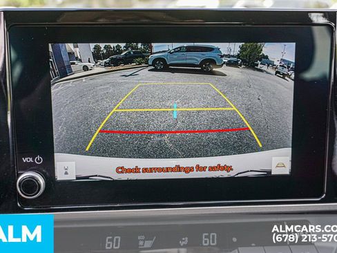 Used 2025 Toyota Camry SE image 36