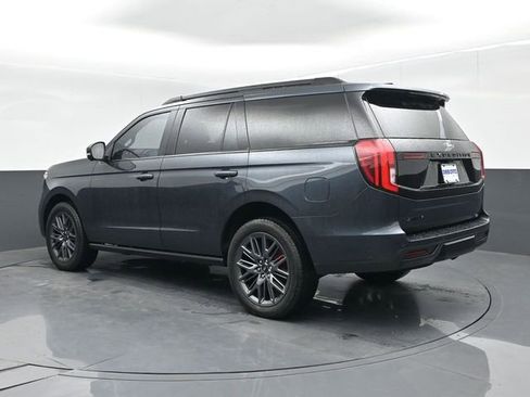 Used 2025 Ford Expedition Platinum w/ Stealth Performance Package AWD/4WD image 6
