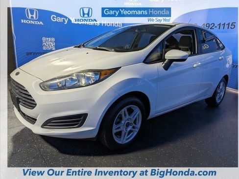 Used 2019 Ford Fiesta SE image 5