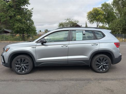 Used 2024 Volkswagen Taos S FWD image 21