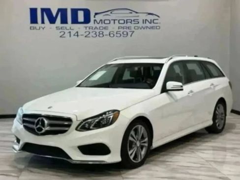 Used 2014 Mercedes-Benz E 350 4MATIC Wagon w/ Premium 1 Package image 31