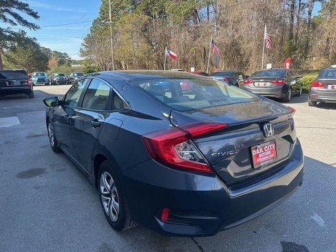 Used 2018 Honda Civic LX image 7