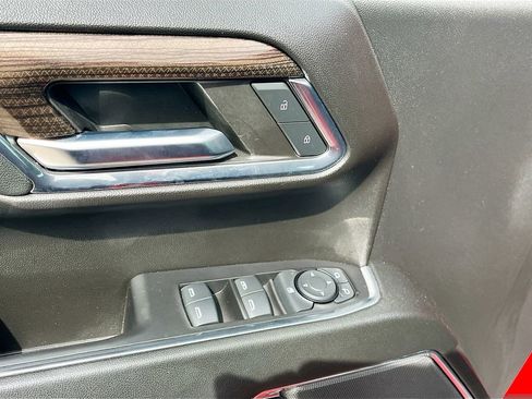 Used 2024 Chevrolet Silverado 1500 LT Trail Boss w/ Protection Package image 18