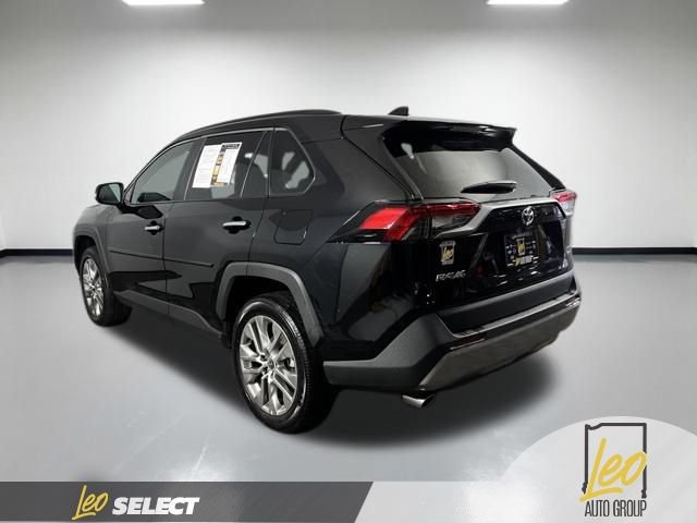 Used 2025 Toyota RAV4 Limited w/ Weather Package AWD/4WD image 9