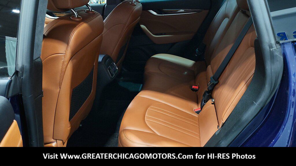 Used 2018 Maserati Levante AWD/4WD image 34