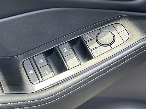New 2026 Nissan Rogue Dark Armor AWD/4WD image 18