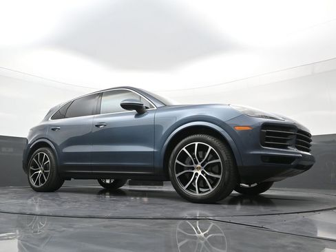 Used 2019 Porsche Cayenne S AWD/4WD image 21